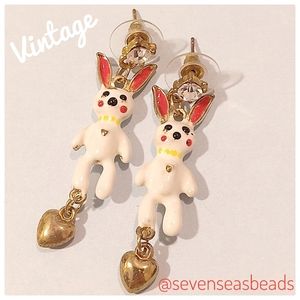 💘Vintage Enamel Bunny & Heart Earrings